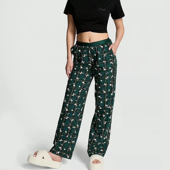 Victoria's Secret Other - VS Green Pajama Pants